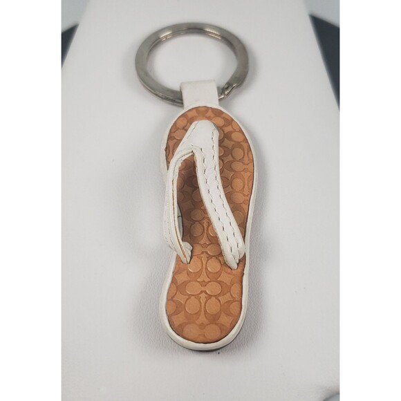 Vintage Coach White Brown Thong Flip Flop Keyfob Beach Sandal Keychain Charm - Picture 1 of 10